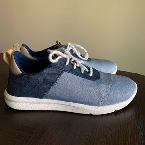 TOMS women’s sneakers